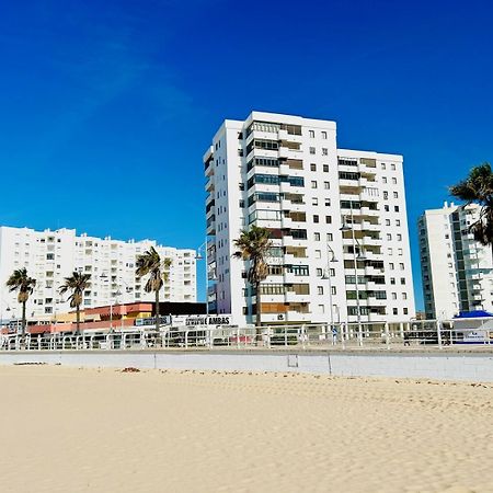 Gatu Arena " Preferente Mayores De 25 Anos Y Familias " エル・プエルト・デ・サンタ・マリア エクステリア 写真
