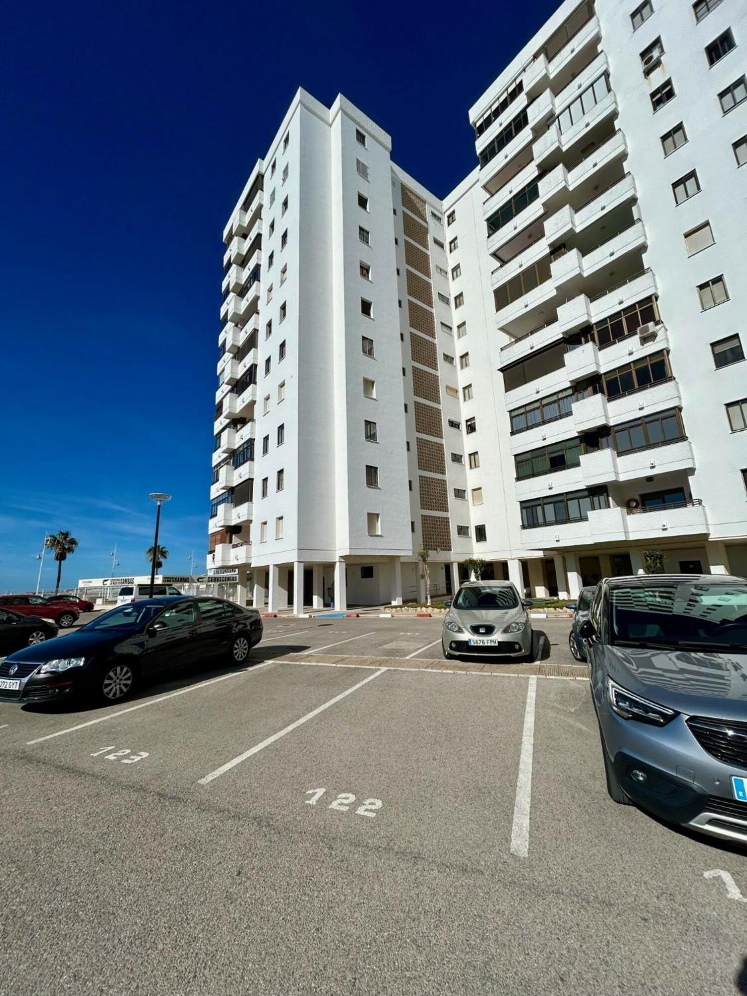Gatu Arena " Preferente Mayores De 25 Anos Y Familias " エル・プエルト・デ・サンタ・マリア エクステリア 写真